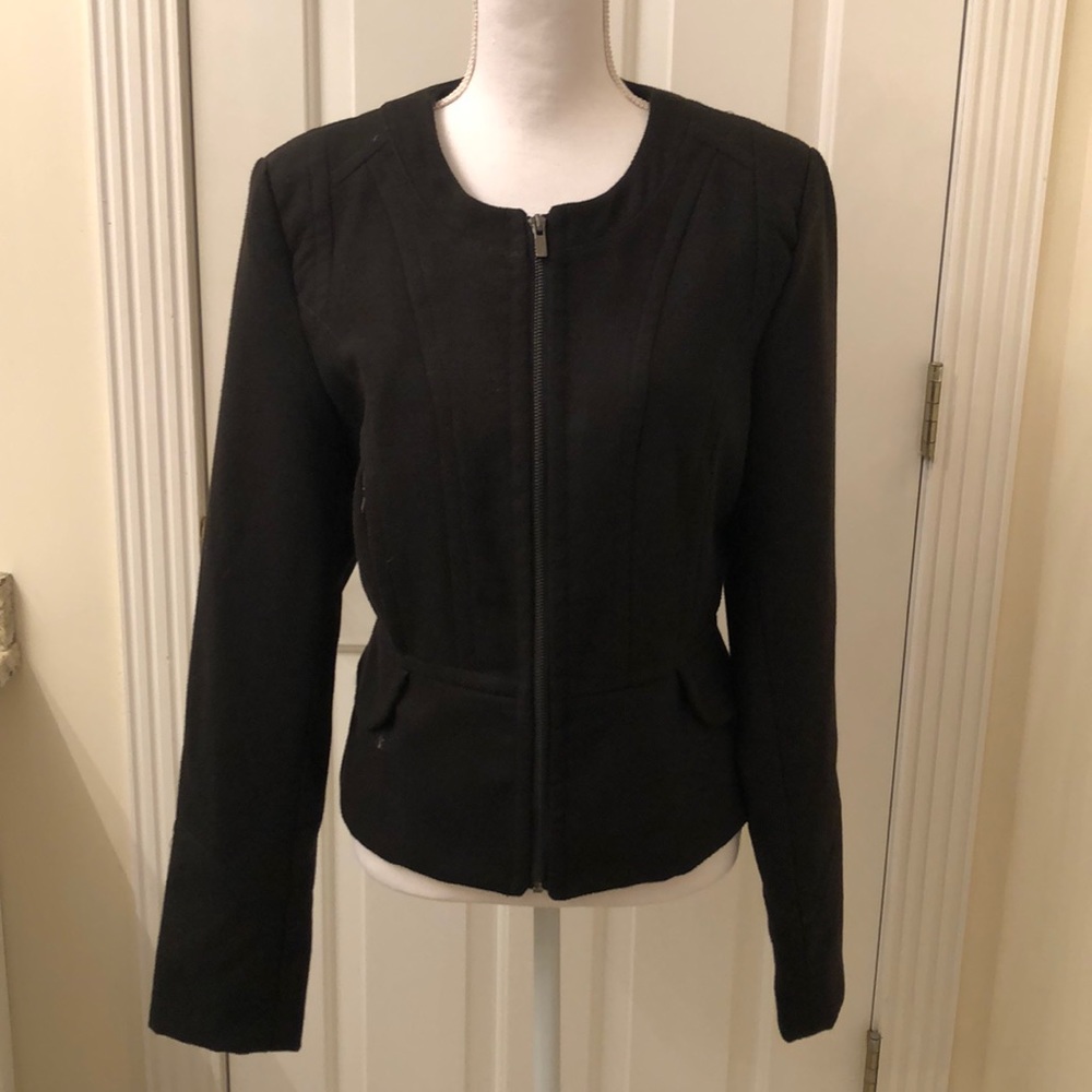 Stylish Jacket - image 3